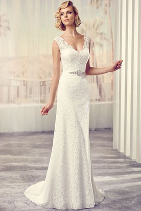 Old Fashion Wedding Dresses Vintage Style Long V Neck Jeweled Lace Wedding Dress With Sweep Train And Illusion