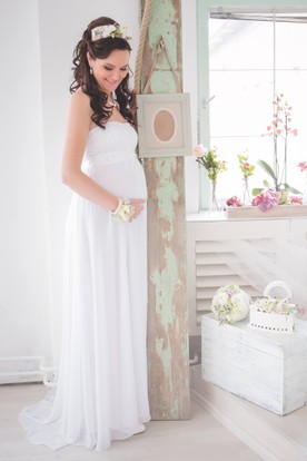 Maternity Wedding Dresses Pregnant Bridal Ucenter Dress A Line Chiffon Lace Strapless Sleeveless Sashed Maternity Wedding Dress
