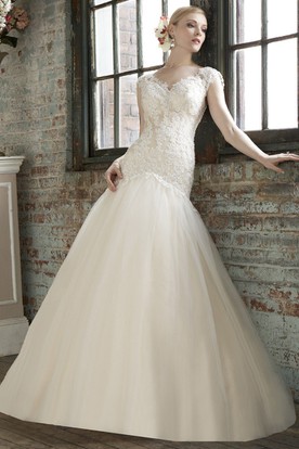Curvy Wedding Dresses Plus Size Ucenter Dress A Line Cap Sleeve Floor Length V Neck Tulle Lace Wedding Dress With