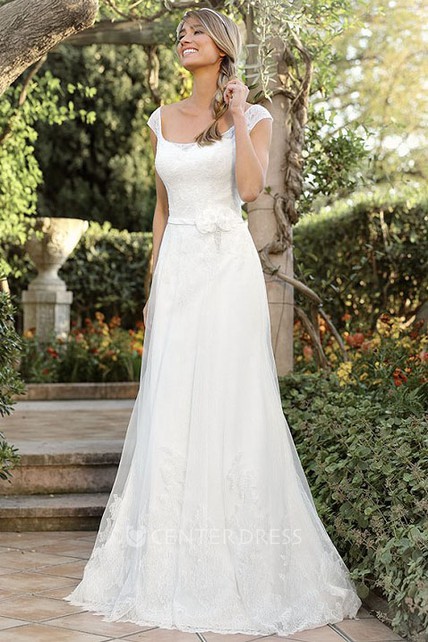 Sheath Straight Neck Line Lace Wedding Dresses