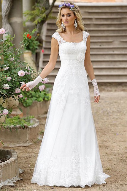 Sheath Straight Neck Line Lace Wedding Dresses