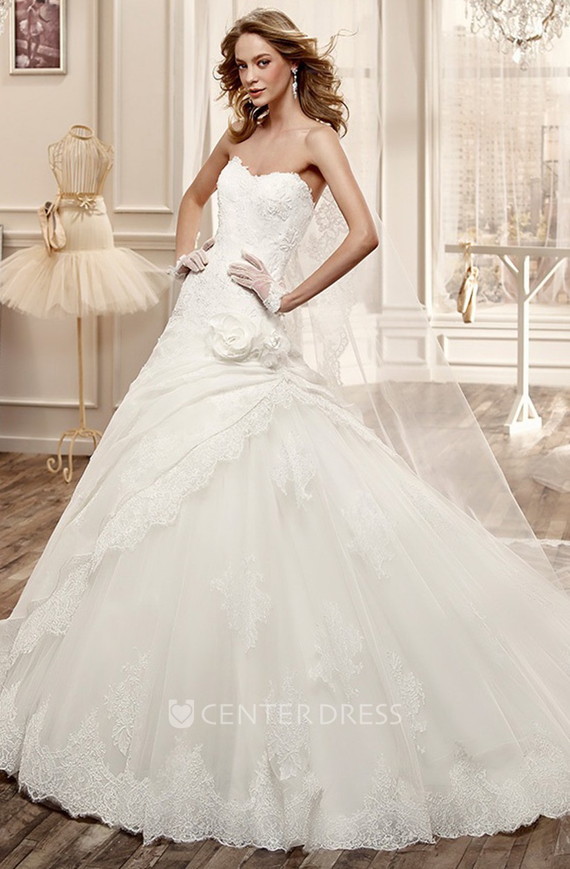 Sweetheart A Line Wedding Dress With Side Ruching Skirt And Brush